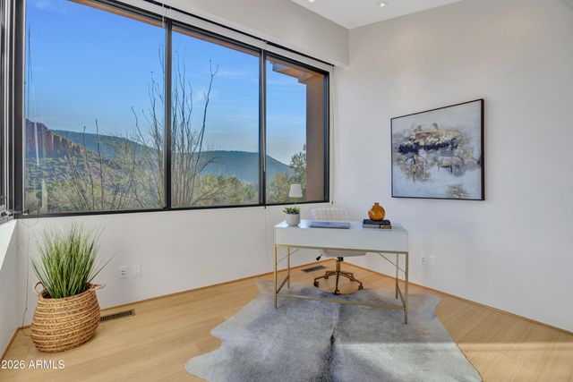 290 Cross Creek Circle, Sedona, AZ 86336