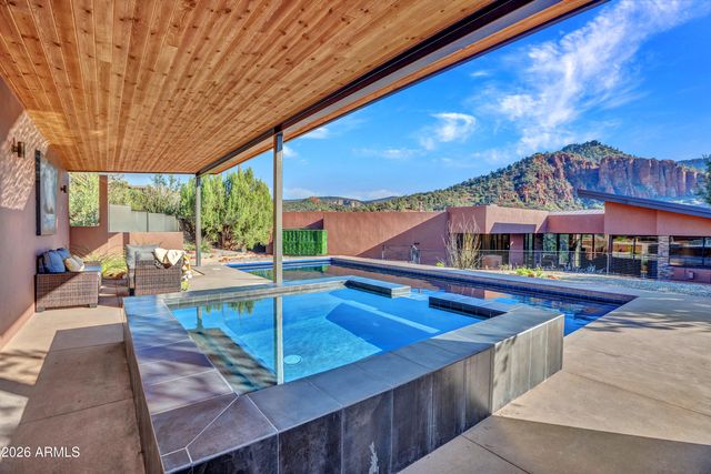 290 Cross Creek Circle, Sedona, AZ 86336