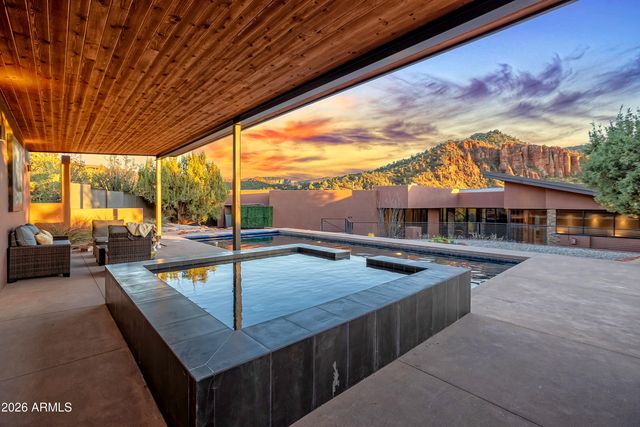 290 Cross Creek Circle, Sedona, AZ 86336