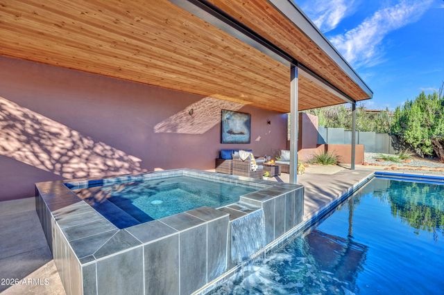 290 Cross Creek Circle, Sedona, AZ 86336