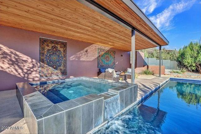 290 Cross Creek Circle, Sedona, AZ 86336