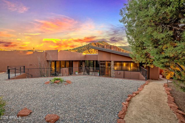 290 Cross Creek Circle, Sedona, AZ 86336