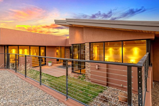 290 Cross Creek Circle, Sedona, AZ 86336
