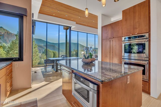 290 Cross Creek Circle, Sedona, AZ 86336