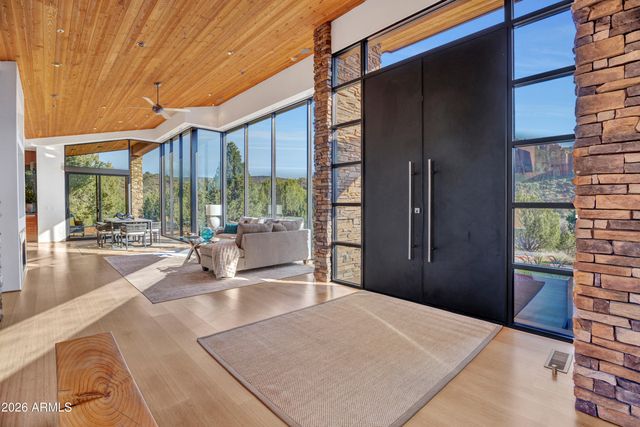 290 Cross Creek Circle, Sedona, AZ 86336