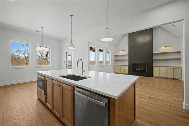 3072 Road Runner Court, Guthrie, OK 73044