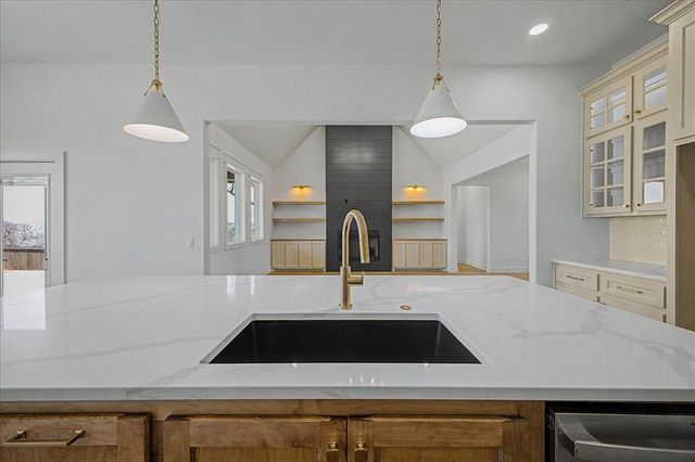 3072 Road Runner Court, Guthrie, OK 73044