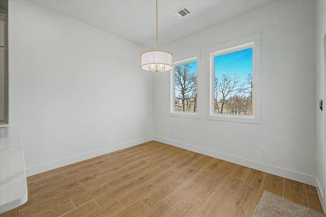 3072 Road Runner Court, Guthrie, OK 73044