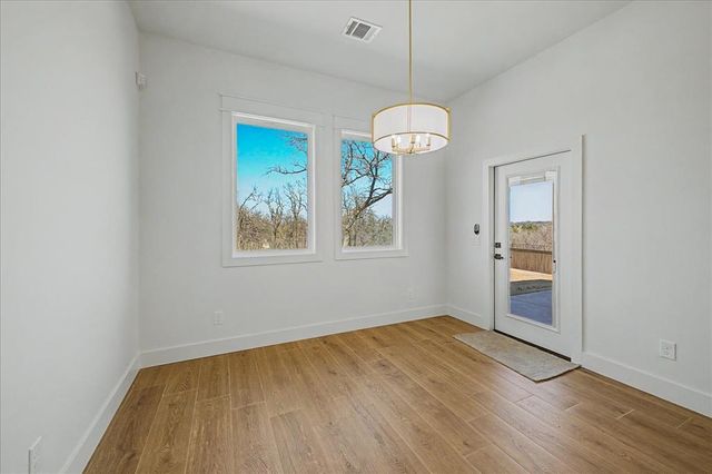 3072 Road Runner Court, Guthrie, OK 73044