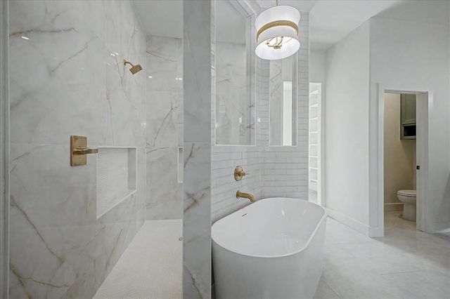 3072 Road Runner Court, Guthrie, OK 73044