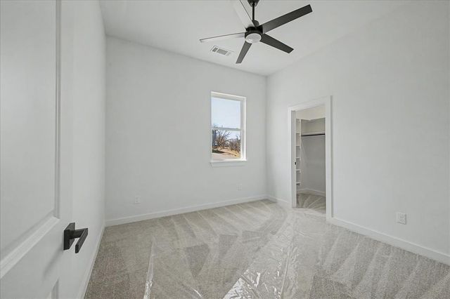 3072 Road Runner Court, Guthrie, OK 73044