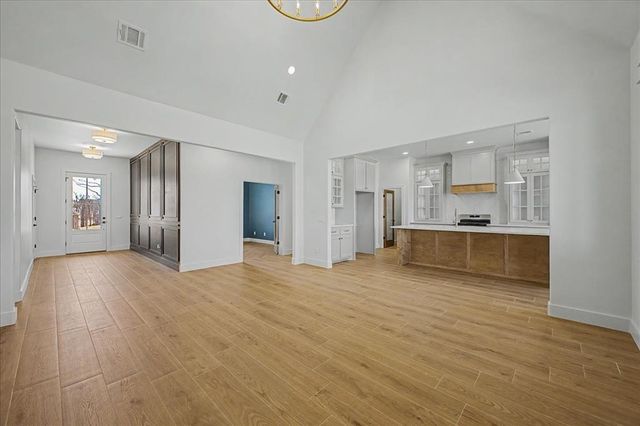 3072 Road Runner Court, Guthrie, OK 73044