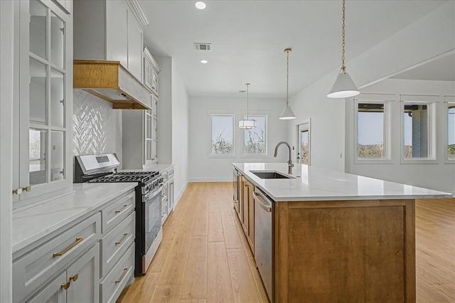 3072 Road Runner Court, Guthrie, OK 73044