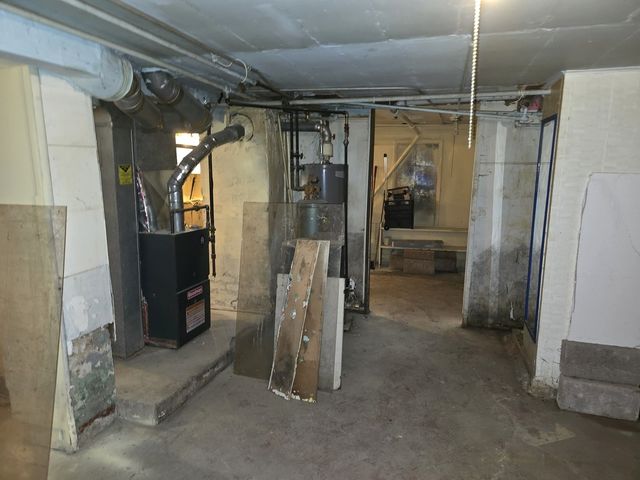 16018 Loomis Avenue, Harvey, IL 60426