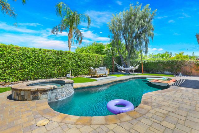 79818 Parkway Esplanade S, La Quinta, CA 92253
