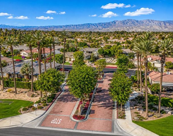 79818 Parkway Esplanade S, La Quinta, CA 92253