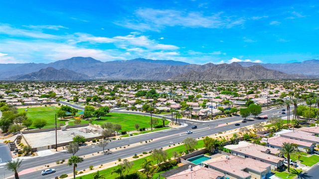 79818 Parkway Esplanade S, La Quinta, CA 92253