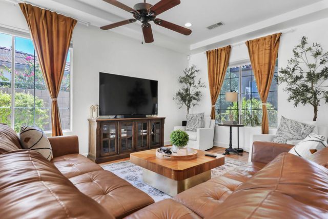 79818 Parkway Esplanade S, La Quinta, CA 92253