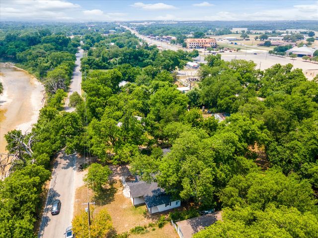 1509 Van Zandt Road, Glen Rose, TX 76043