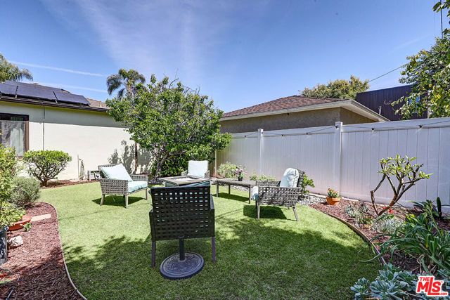 4253 Le Bourget Avenue, Culver City, CA 90232
