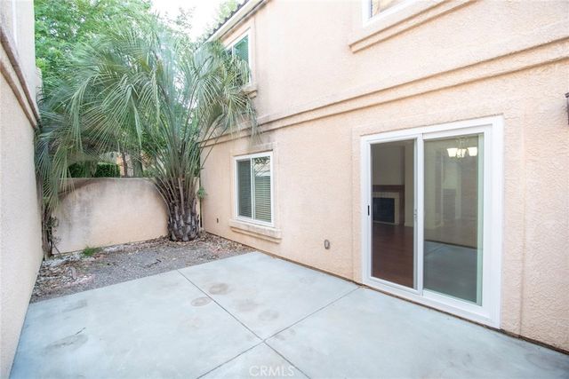 25124 Steinbeck B, Stevenson Ranch, CA 91381