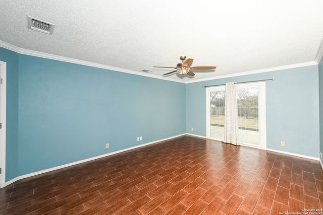 11085 Cedar, San Antonio, TX 78249