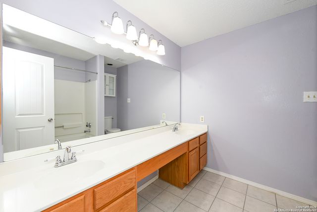 11085 Cedar, San Antonio, TX 78249