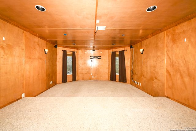 11085 Cedar, San Antonio, TX 78249