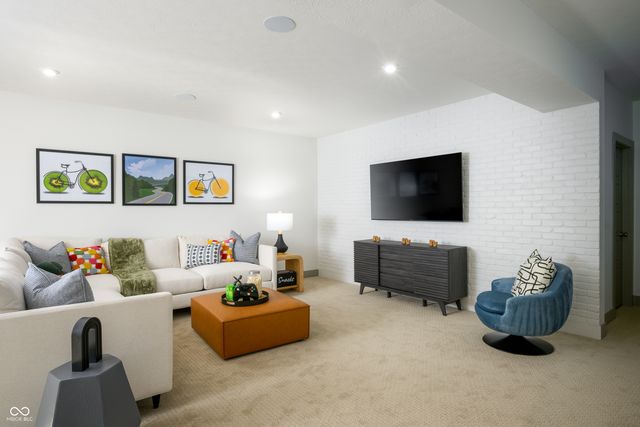 19543 Wood Farm Place, Westfield, IN 46074