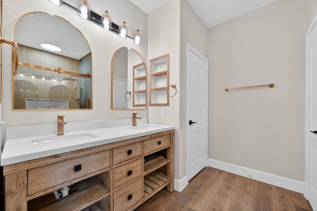 1820 Stinnett DR, Leander, TX 78641