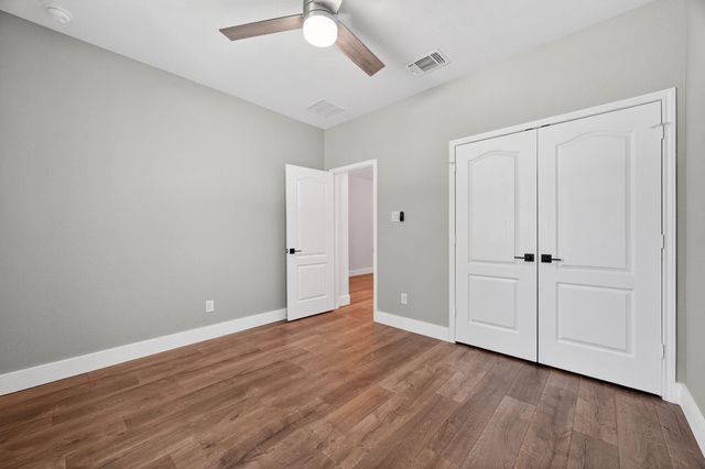 1820 Stinnett DR, Leander, TX 78641