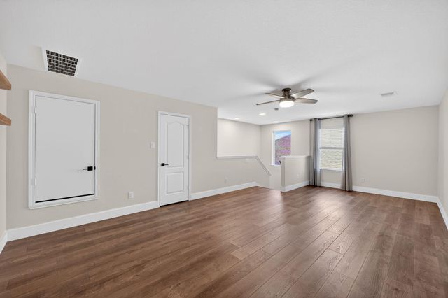 1820 Stinnett DR, Leander, TX 78641