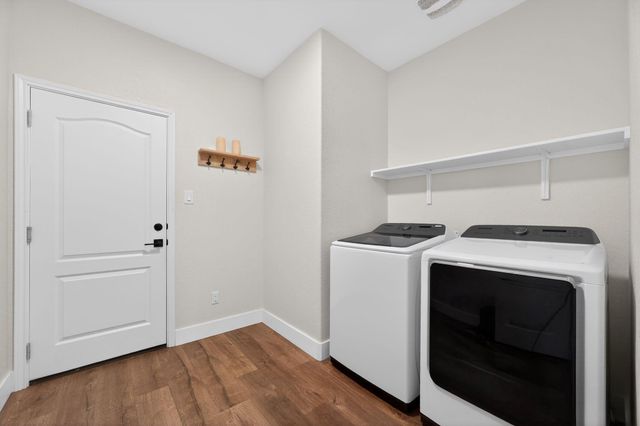 1820 Stinnett DR, Leander, TX 78641