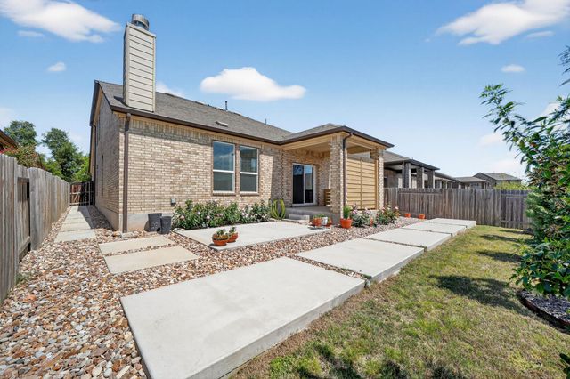 1820 Stinnett DR, Leander, TX 78641