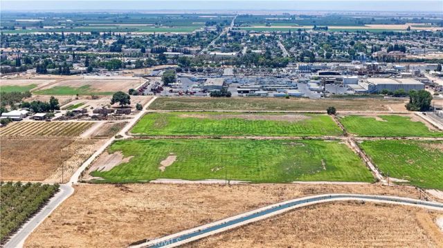 1777 Bird, Livingston, CA 95334