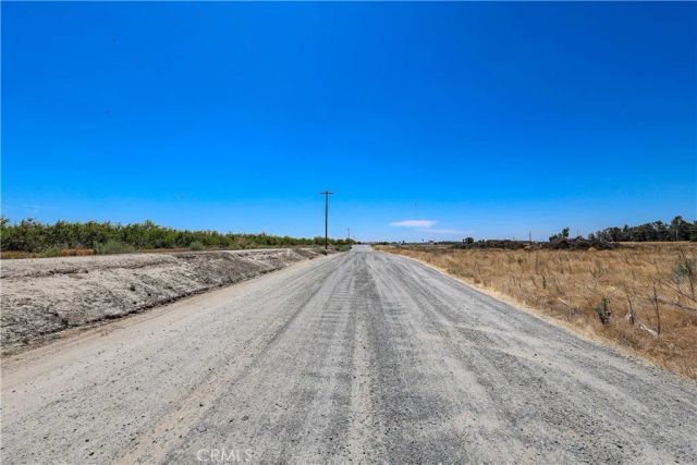 1777 Bird, Livingston, CA 95334