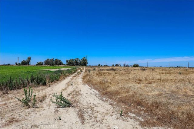 1777 Bird, Livingston, CA 95334