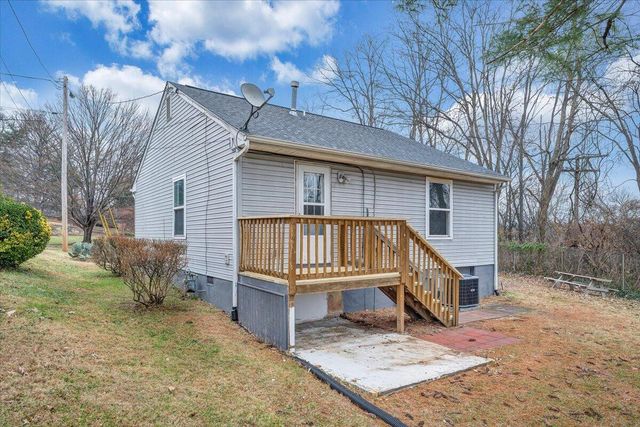 1208 Cleveland AVE, Roanoke, VA 24016