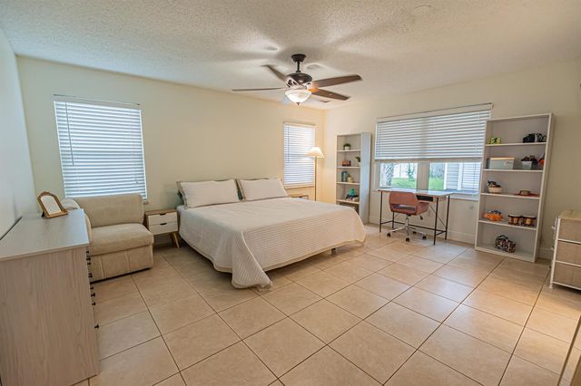 1469 SW Leisure Lane, Port St. Lucie, FL 34953