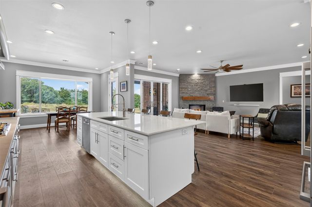 33715 E 111th Street S, Coweta, OK 74429