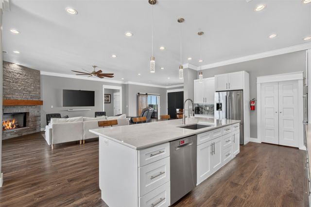 33715 E 111th Street S, Coweta, OK 74429
