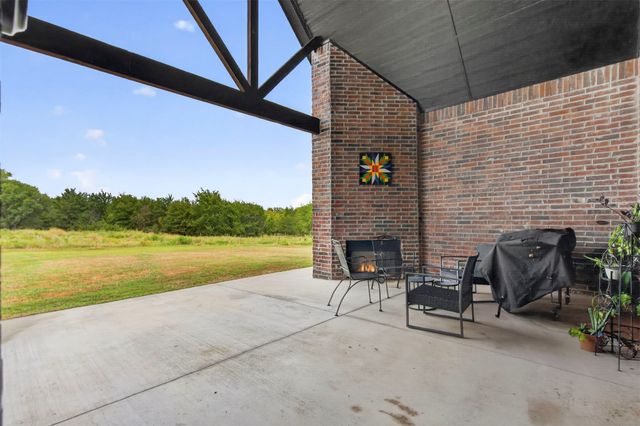 33715 E 111th Street S, Coweta, OK 74429