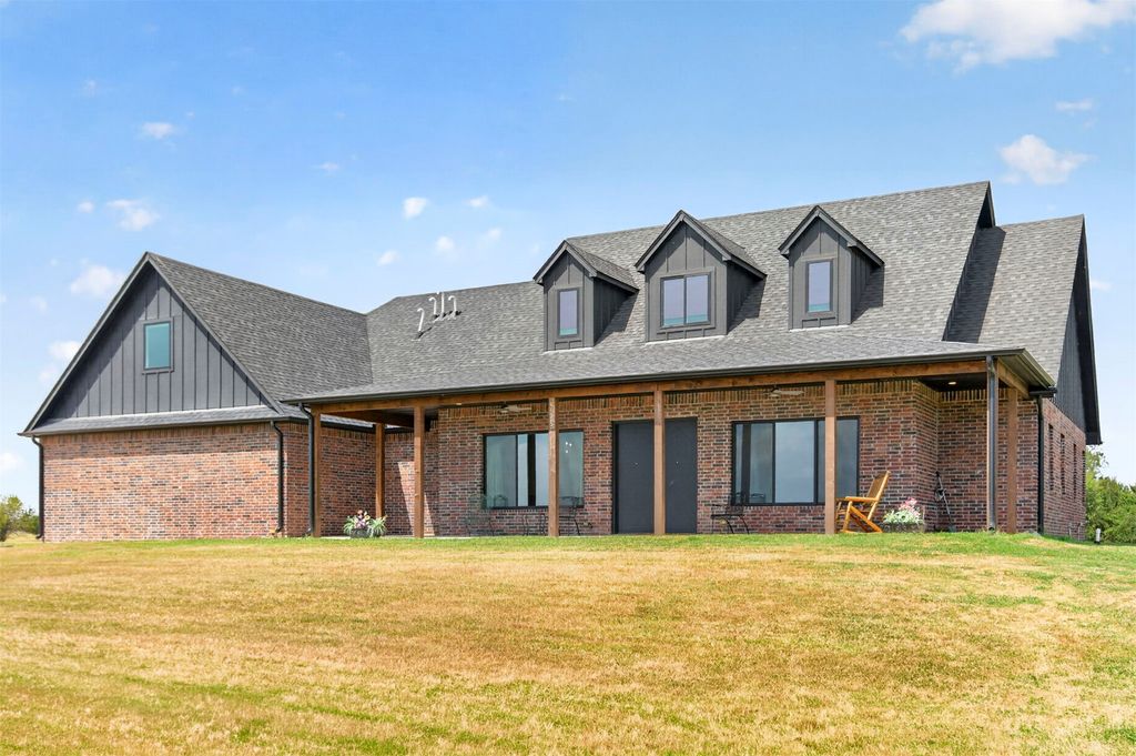 33715 E 111th Street S, Coweta, OK 74429