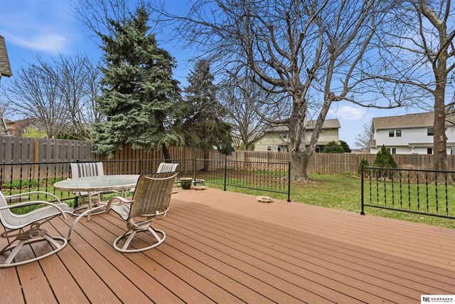 15656 Hamilton Street, Omaha, NE 68118