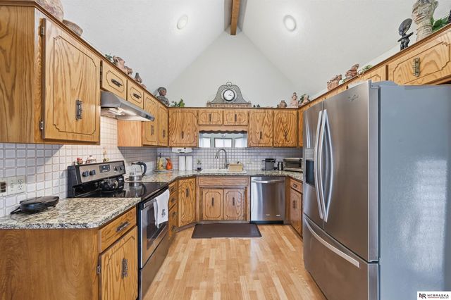 15656 Hamilton Street, Omaha, NE 68118