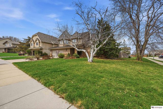15656 Hamilton Street, Omaha, NE 68118