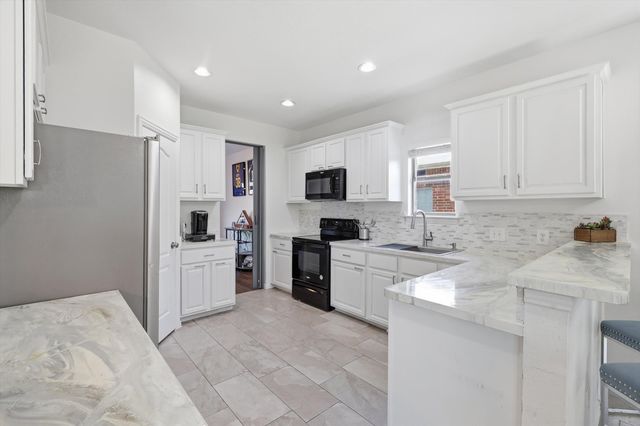 4314 Windmill Hill Circle, Corinth, TX 76208