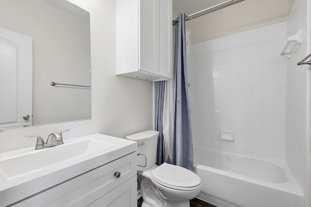 4314 Windmill Hill Circle, Corinth, TX 76208