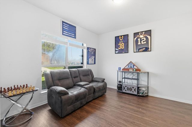 4314 Windmill Hill Circle, Corinth, TX 76208