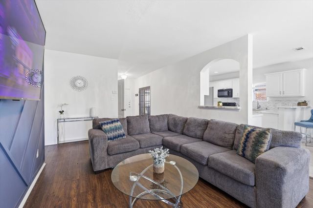 4314 Windmill Hill Circle, Corinth, TX 76208